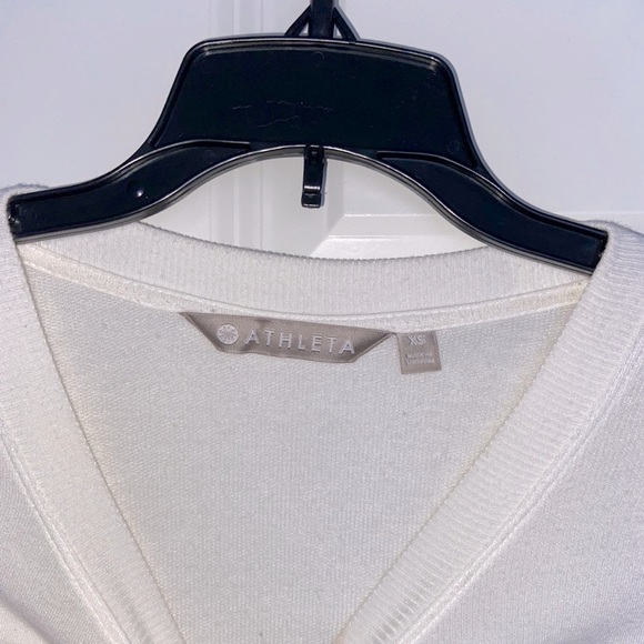 Athleta top! - Picture 2 of 2